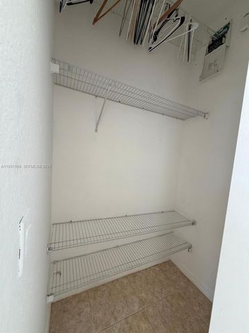 2221 NE 37th Ter 0, Homestead, FL 33033