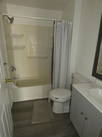 814 Central Place, Kalamazoo, MI 49008