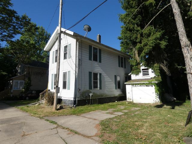 814 Central Place, Kalamazoo, MI 49008