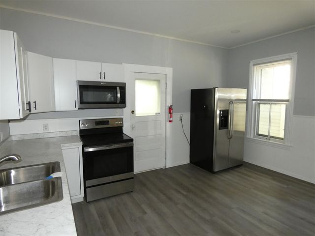 814 Central Place, Kalamazoo, MI 49008