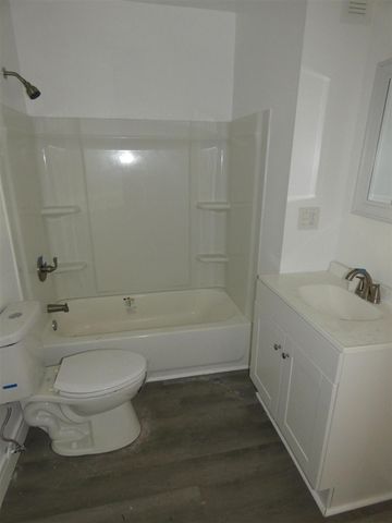 814 Central Place, Kalamazoo, MI 49008