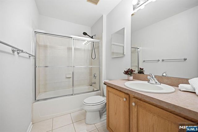 575 Coventry Drive, Nutley, NJ 07110