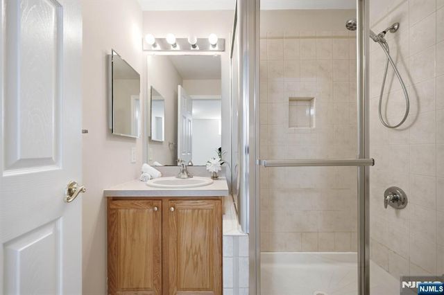575 Coventry Drive, Nutley, NJ 07110