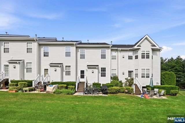575 Coventry Drive, Nutley, NJ 07110