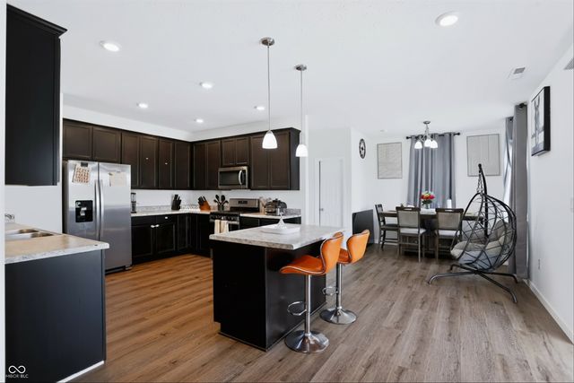 2738 Pointe Club Road, Indianapolis, IN 46229