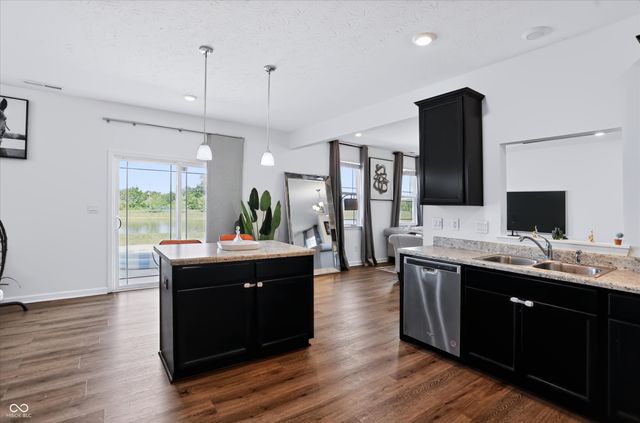 2738 Pointe Club Road, Indianapolis, IN 46229