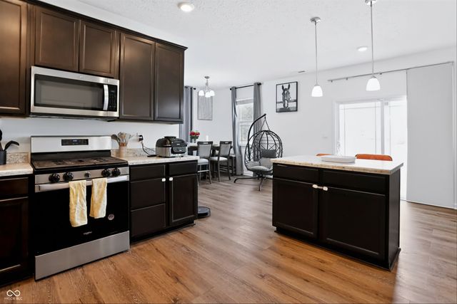 2738 Pointe Club Road, Indianapolis, IN 46229