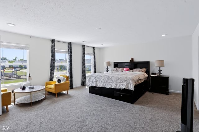 2738 Pointe Club Road, Indianapolis, IN 46229