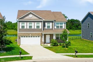 2738 Pointe Club Road, Indianapolis, IN 46229