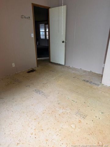 95 Eric Lane, Autryville, NC 28318