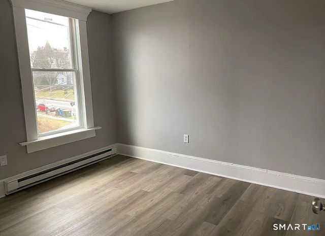 570 Broad Street B, Meriden, CT 06450