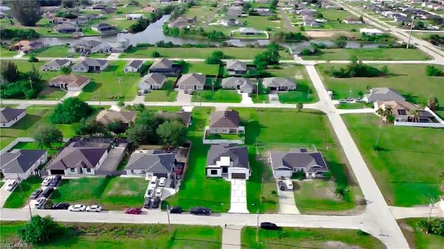 2421 NW 8th TER, Cape Coral, FL 33993