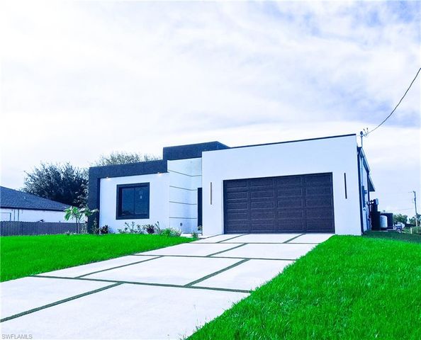 2421 NW 8th TER, Cape Coral, FL 33993