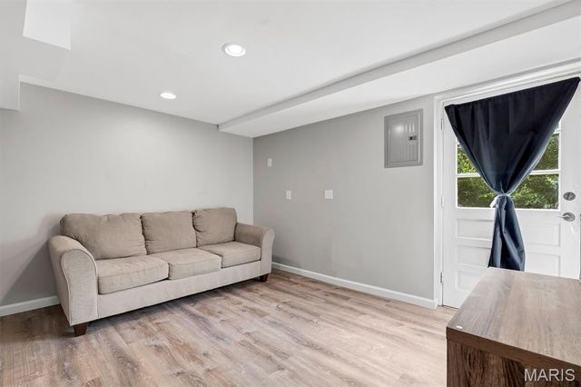 422 Sunset Lane, O'fallon, MO 63366