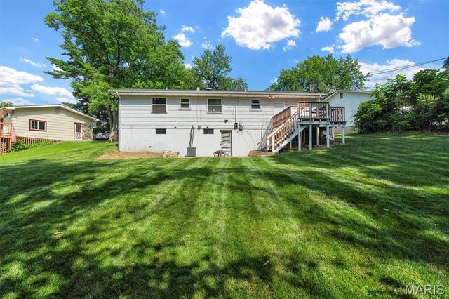 422 Sunset Lane, O'fallon, MO 63366