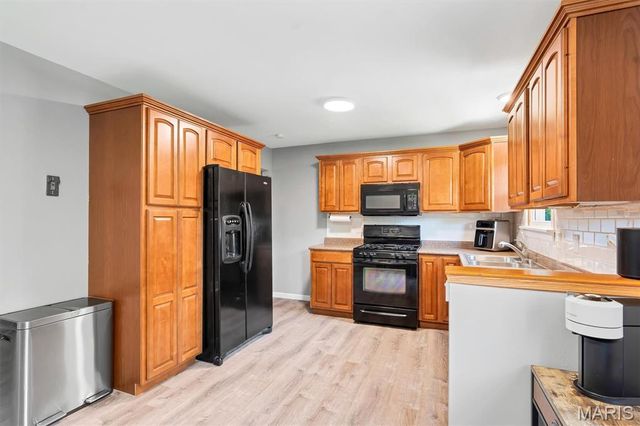 422 Sunset Lane, O'fallon, MO 63366