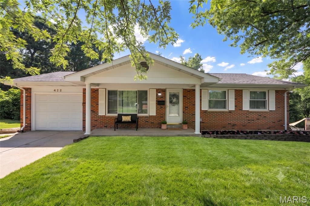 422 Sunset Lane, O'fallon, MO 63366