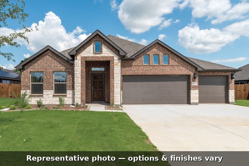 786 Sanders Road, Whitesboro, TX 76273