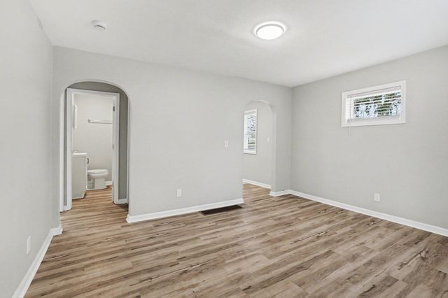 3314 8th Street, Muskegon Heights City, MI 49444