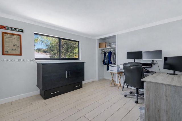 5201 Jefferson Street, Hollywood, FL 33021