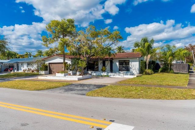 5201 Jefferson Street, Hollywood, FL 33021