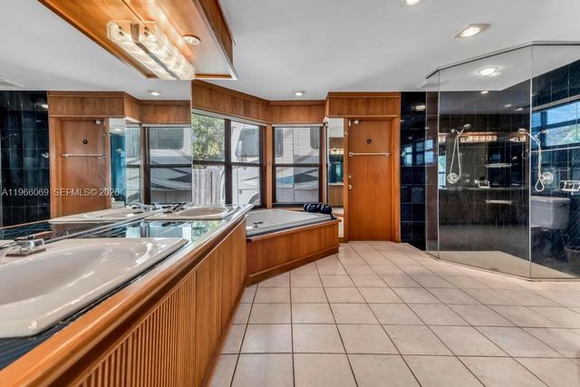 5201 Jefferson Street, Hollywood, FL 33021