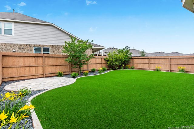 353 Aberdeen, Boerne, TX 78015