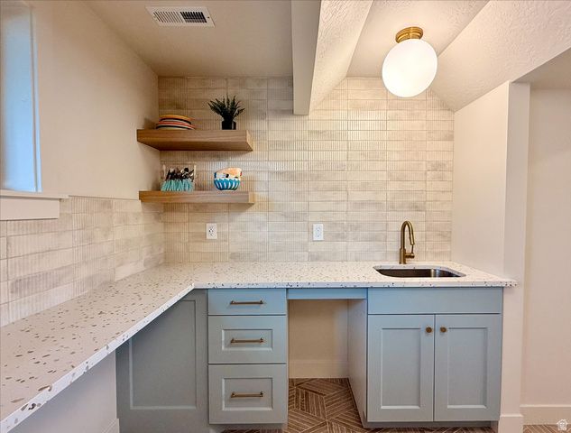 2095 E ROLLING KNOLLS WAY, Salt Lake City, UT 84121