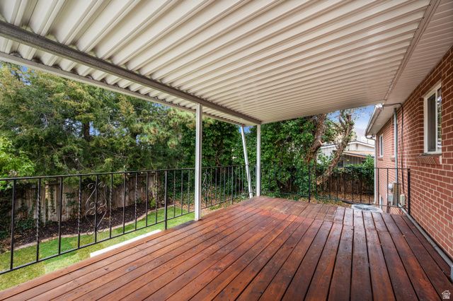 2095 E ROLLING KNOLLS WAY, Salt Lake City, UT 84121