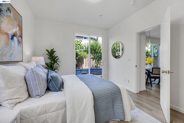 105 Chesapeake Dr, Union City, CA 94587