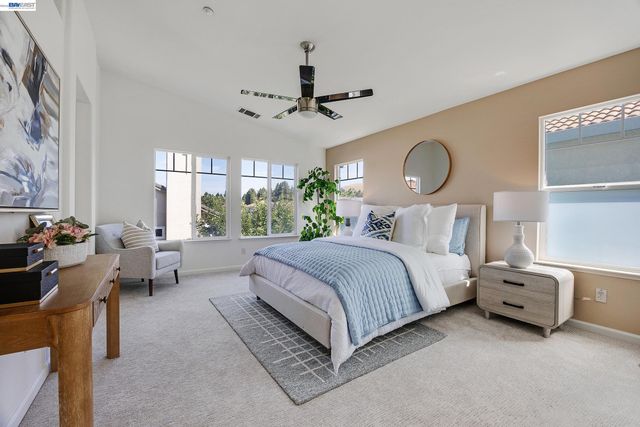 105 Chesapeake Dr, Union City, CA 94587