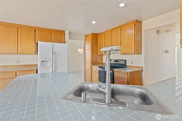 32708 19th Place SW, Federal Way, WA 98023