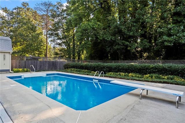 3361 Pawnee Trail SW, Marietta, GA 30060