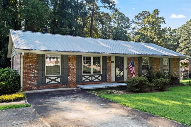 3361 Pawnee Trail SW, Marietta, GA 30060
