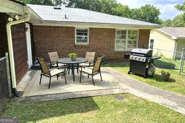 547 Rebecca Street, Lawrenceville, GA 30046