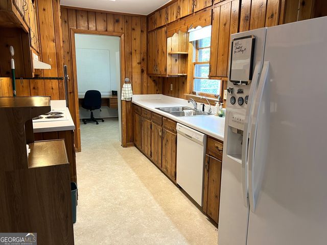 547 Rebecca Street, Lawrenceville, GA 30046