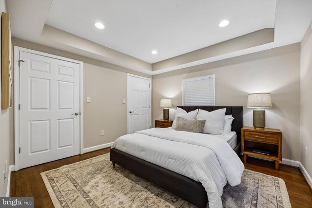 8810 HAWKINS LN, Chevy Chase, MD 20815