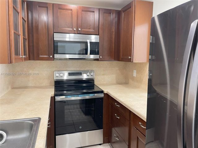 1447 Towhee Street, Homestead, FL 33035
