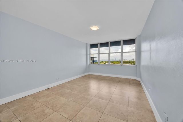 7441 Wayne Ave 15E, Miami Beach, FL 33141