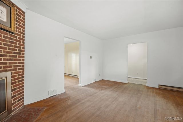 14 Beauregard Ave, Highland Springs, VA 23075