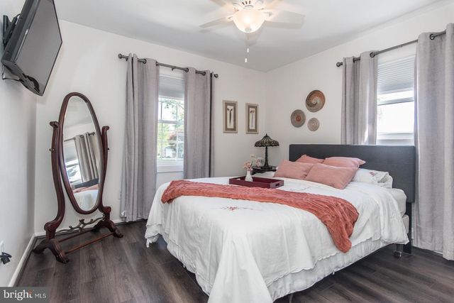 2350 LENNI RD, Aston, PA 19014