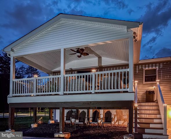 2350 LENNI RD, Aston, PA 19014
