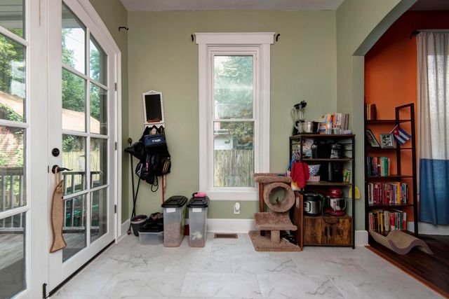 531 E Division Street, Springfield, MO 65803