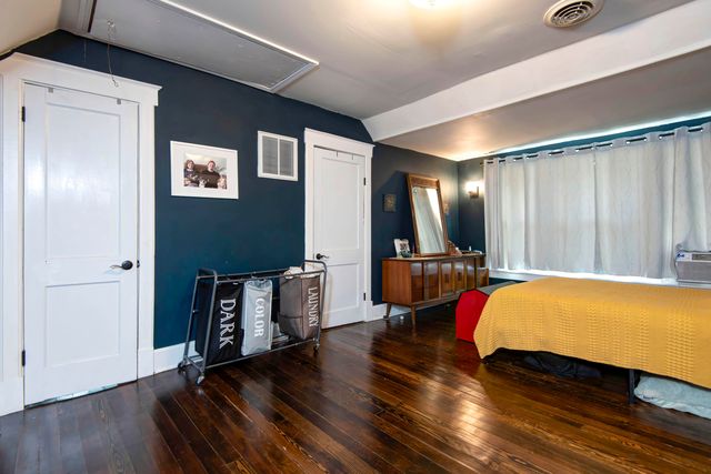 531 E Division Street, Springfield, MO 65803