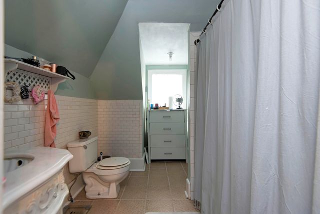 531 E Division Street, Springfield, MO 65803