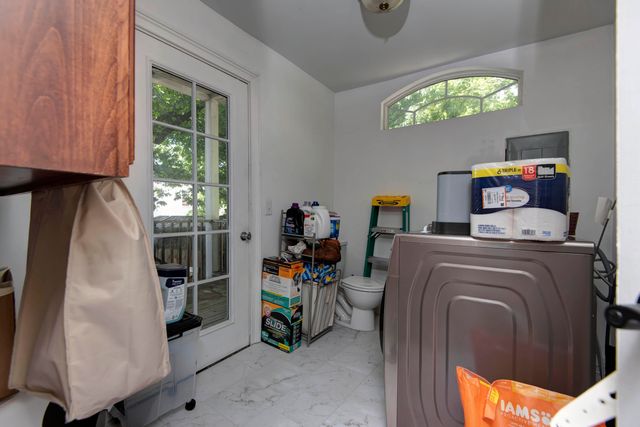 531 E Division Street, Springfield, MO 65803