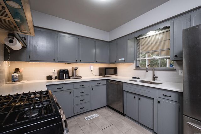 11301 Eric Lane, Little Rock, AR 72211