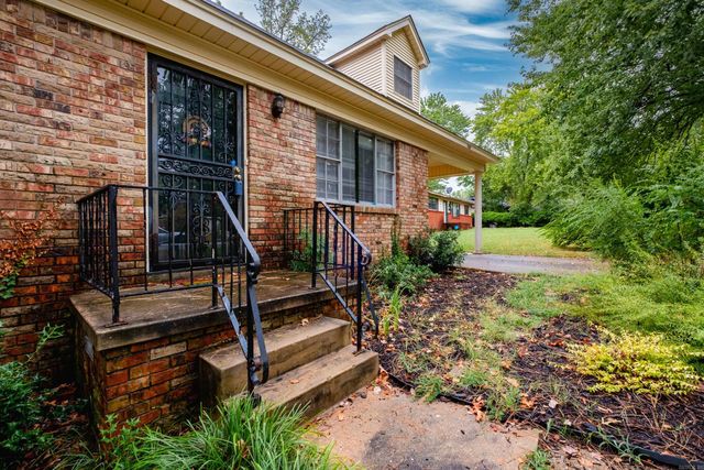 11301 Eric Lane, Little Rock, AR 72211