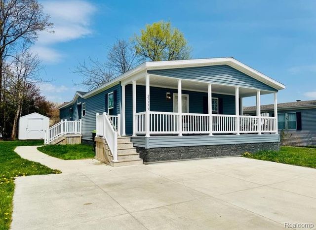 21575 Clochette Drive, Macomb, MI 48044