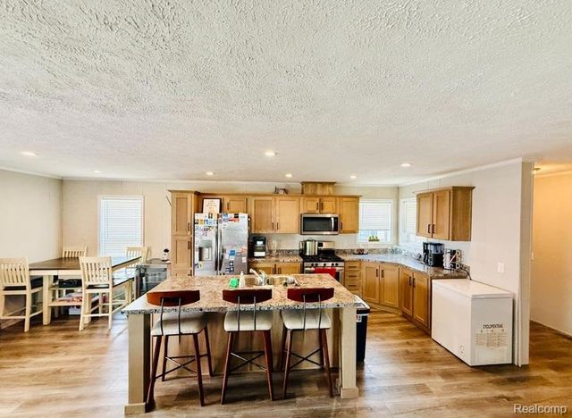 21575 Clochette Drive, Macomb, MI 48044